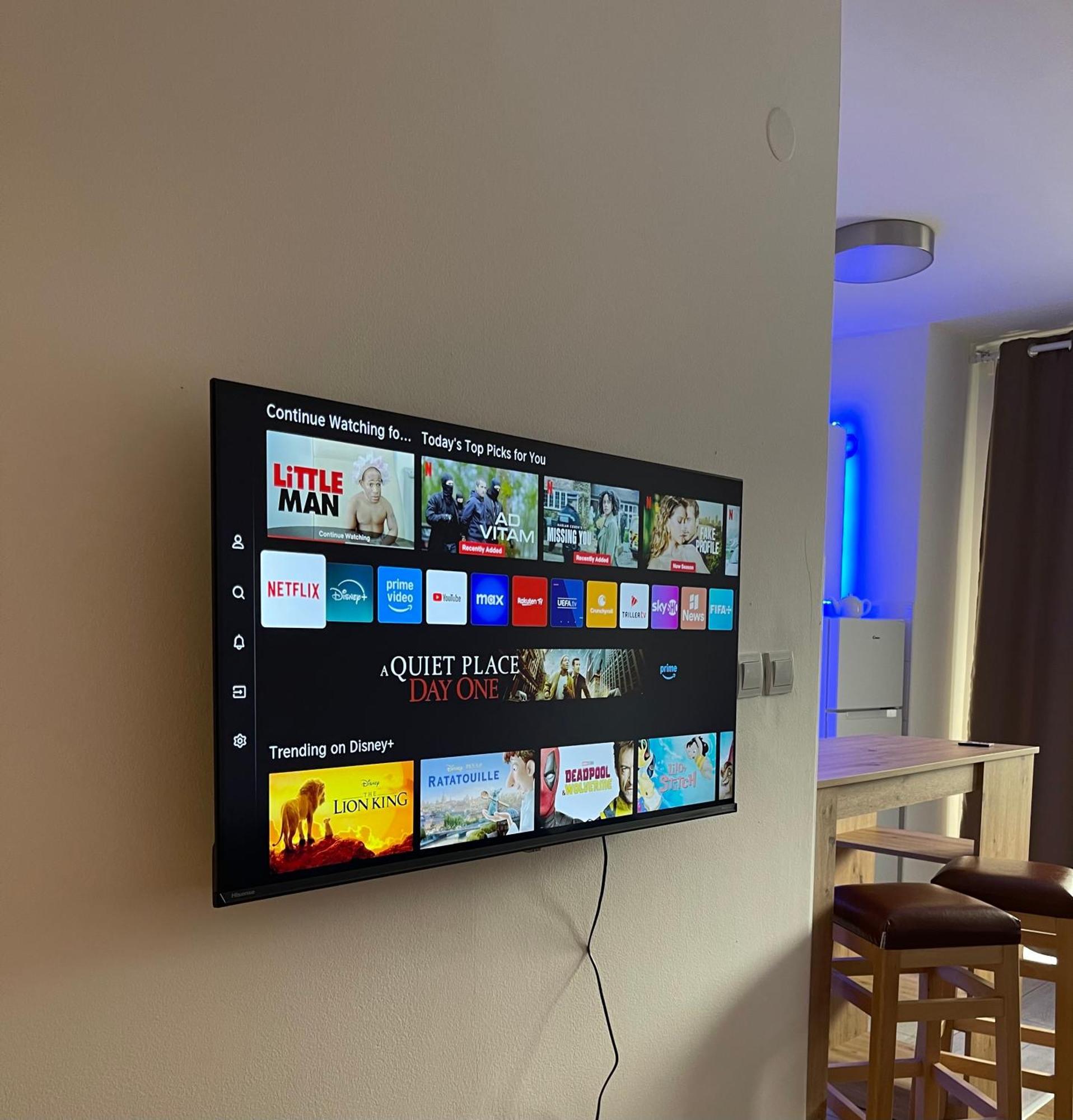 New Luminious Apartment-free Private Parking Skopje